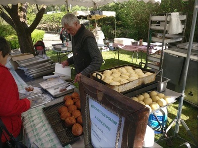Beignets aux pommel à l’ancienne2.jpg