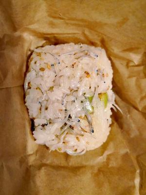 omusubi gone paris 2.jpg